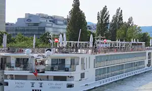 Viking Longship Ingvi